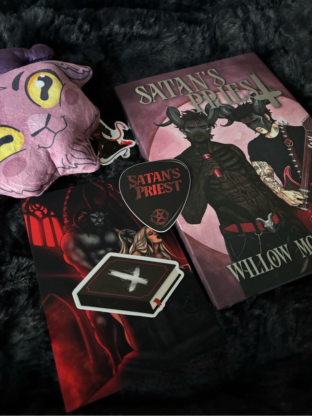 Willow McQuerry - Satan’s Priest - Obsidian Descension Edition
